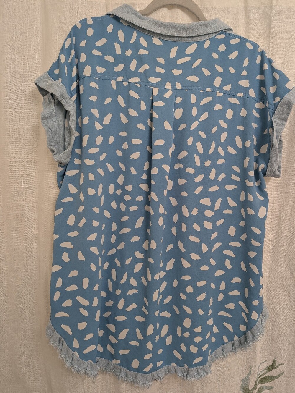 Umgee Blue Mixed Print Frayed Hem Button Front Tunic Top Size Large - Picture 2 of 5